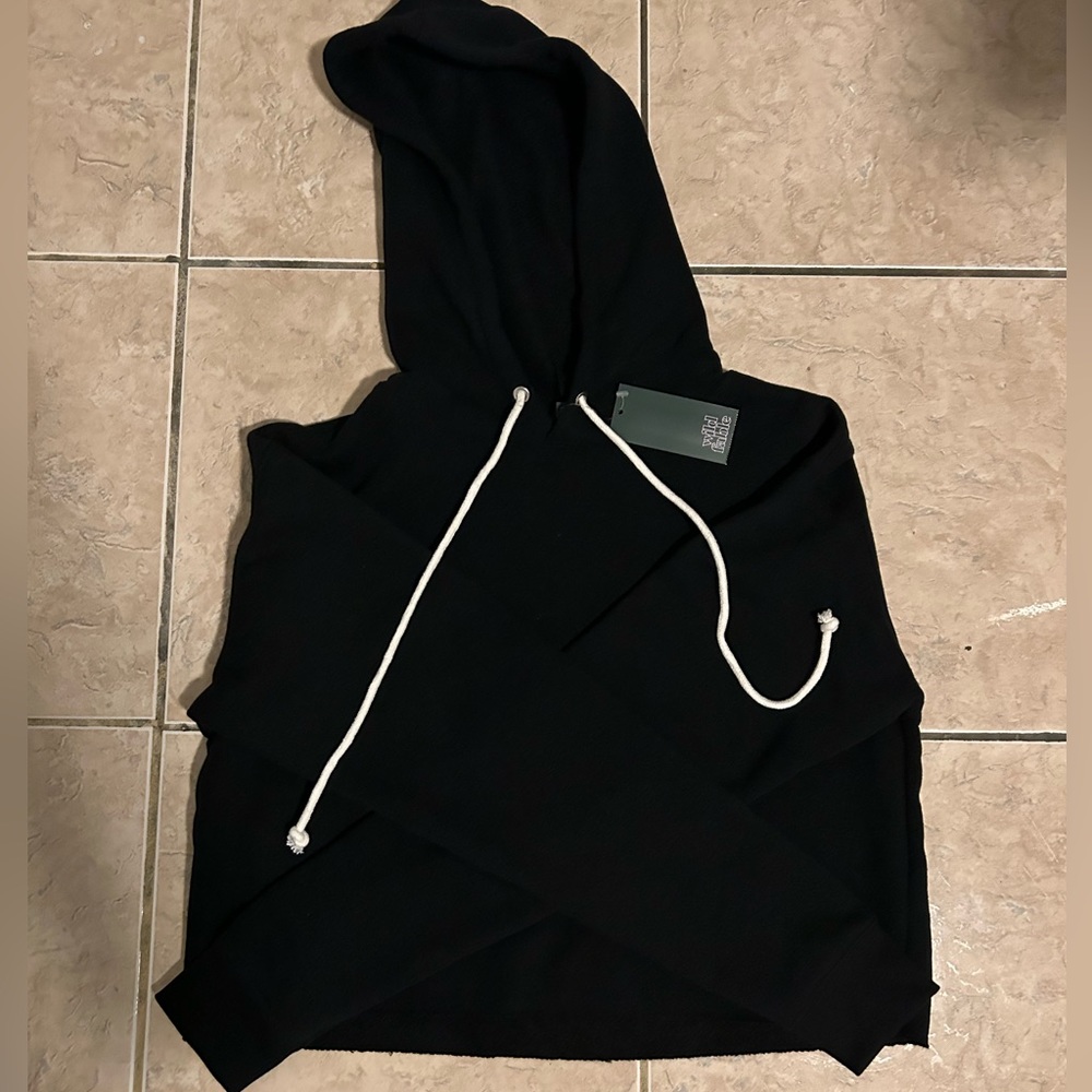NEW Cropped hoodie